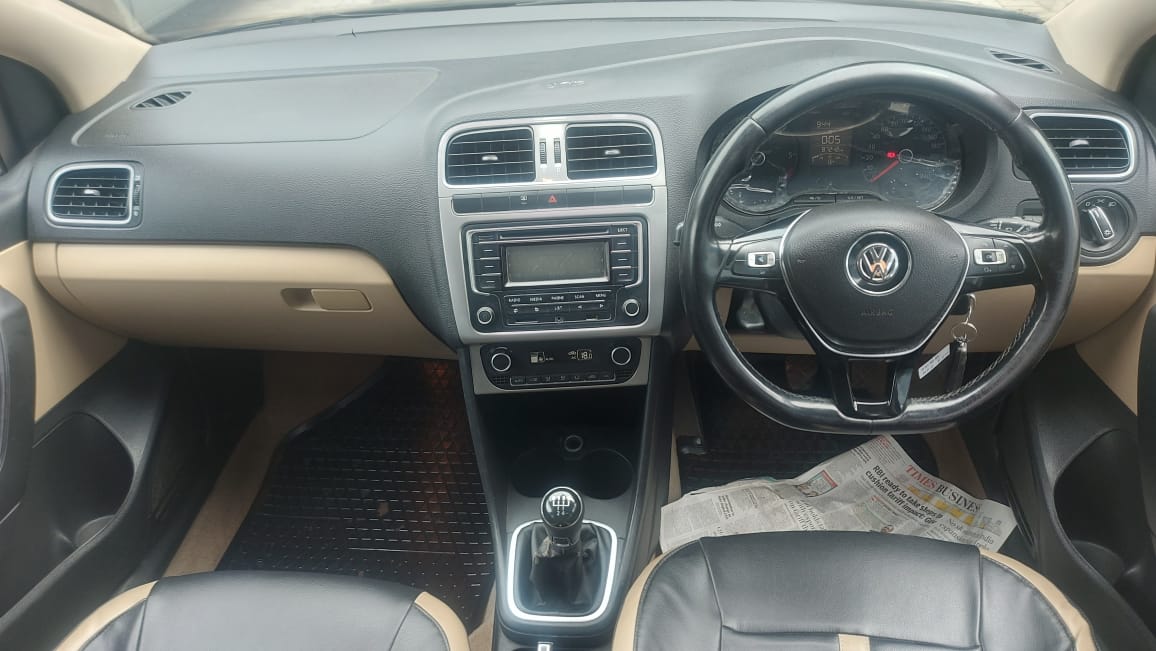 Volkswagen Polo(2016-2019) Highline 1.5l D